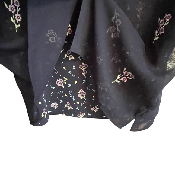 Tradition Vintage Navy Two Piece Blouse Set.Size Large-button up-Cami attached. - Picture 8 of 10